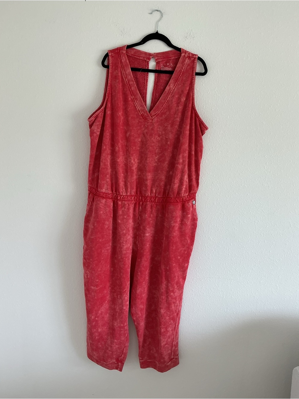 Livi Active Washed Red Sleeveless V-Neck Cropped Jumpsuit